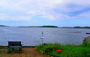 Si on retourne à Natashquan, c'est clair qu'on reprend un des minis-chalets avec la face dans le Fleuve comme ça!